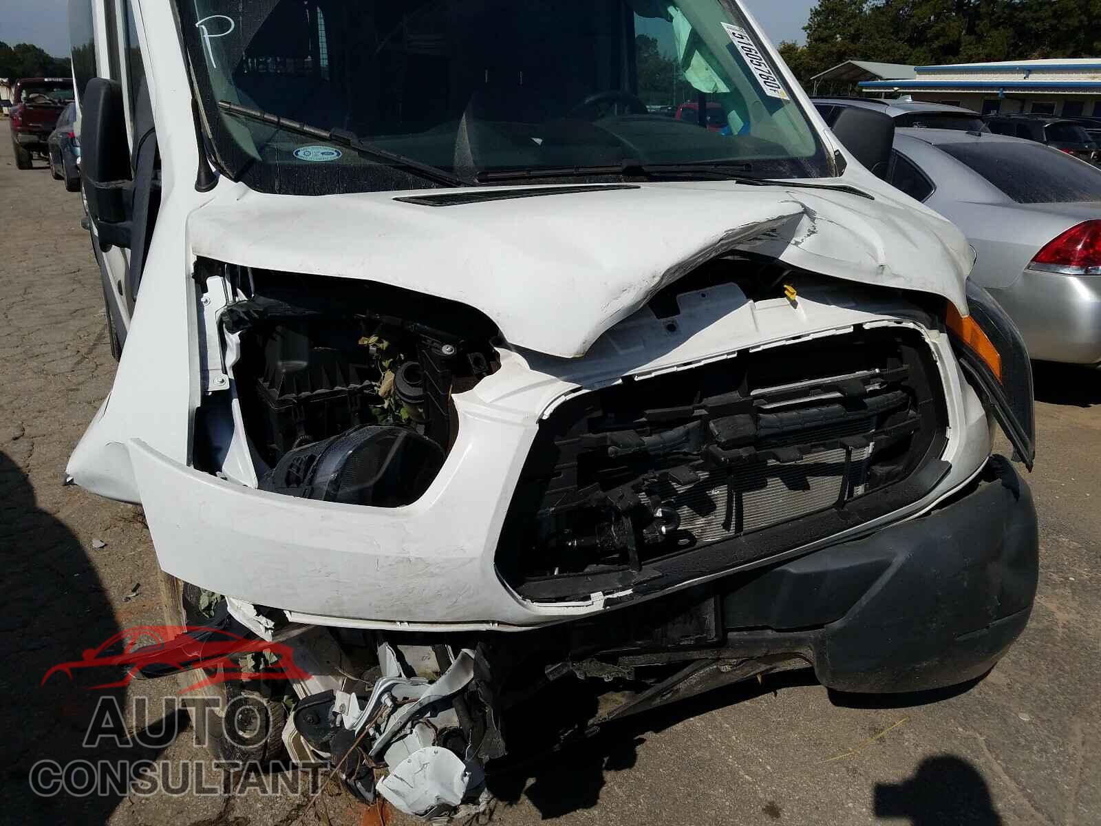 FORD TRANSIT CO 2017 - 1FTYR2CMXHKB18351