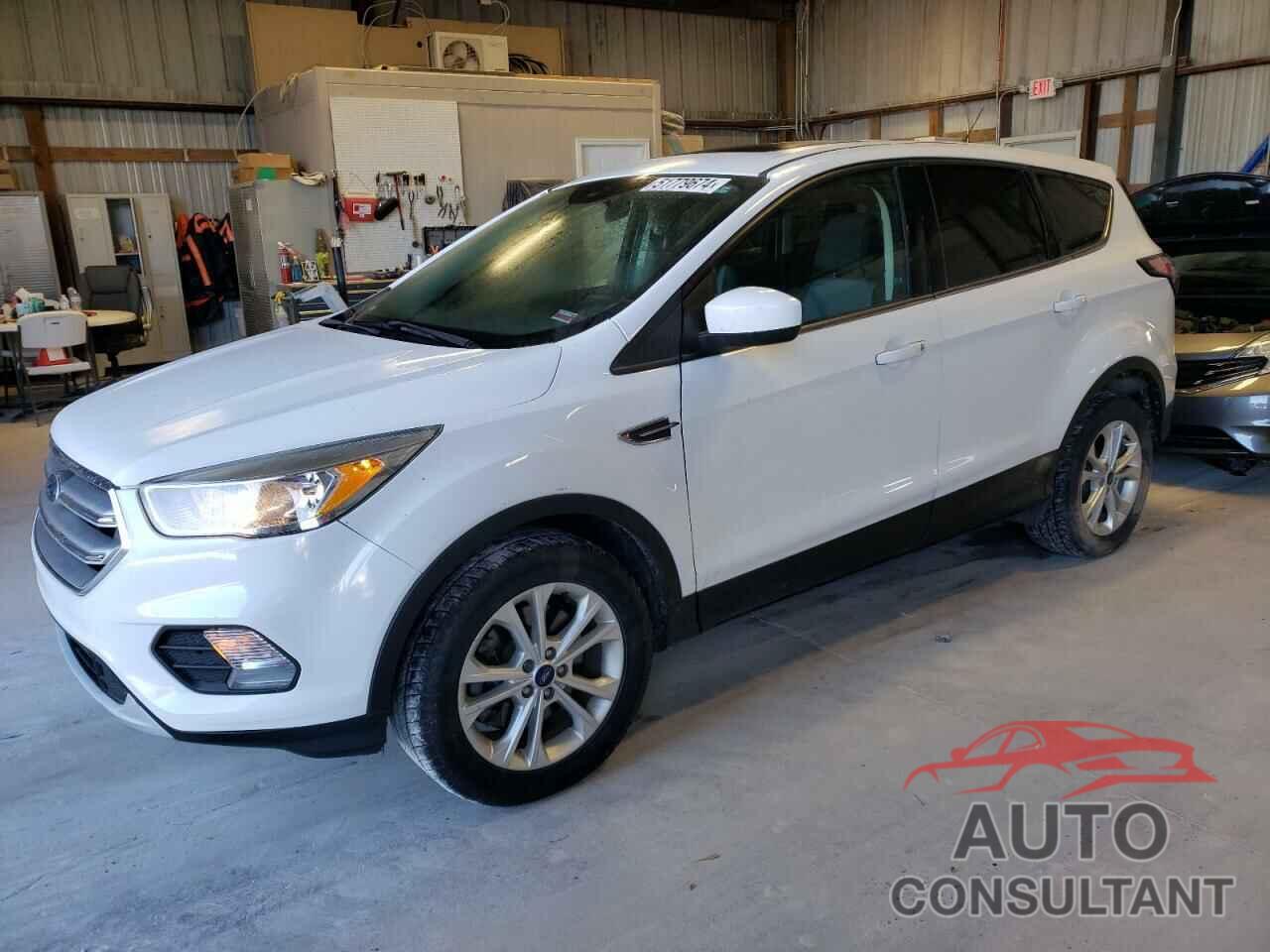 FORD ESCAPE 2017 - 1FMCU9G94HUC97266