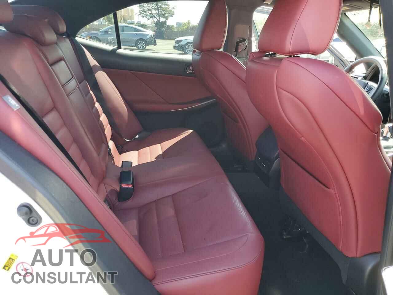 LEXUS IS 2015 - JTHBF1D28F5049014