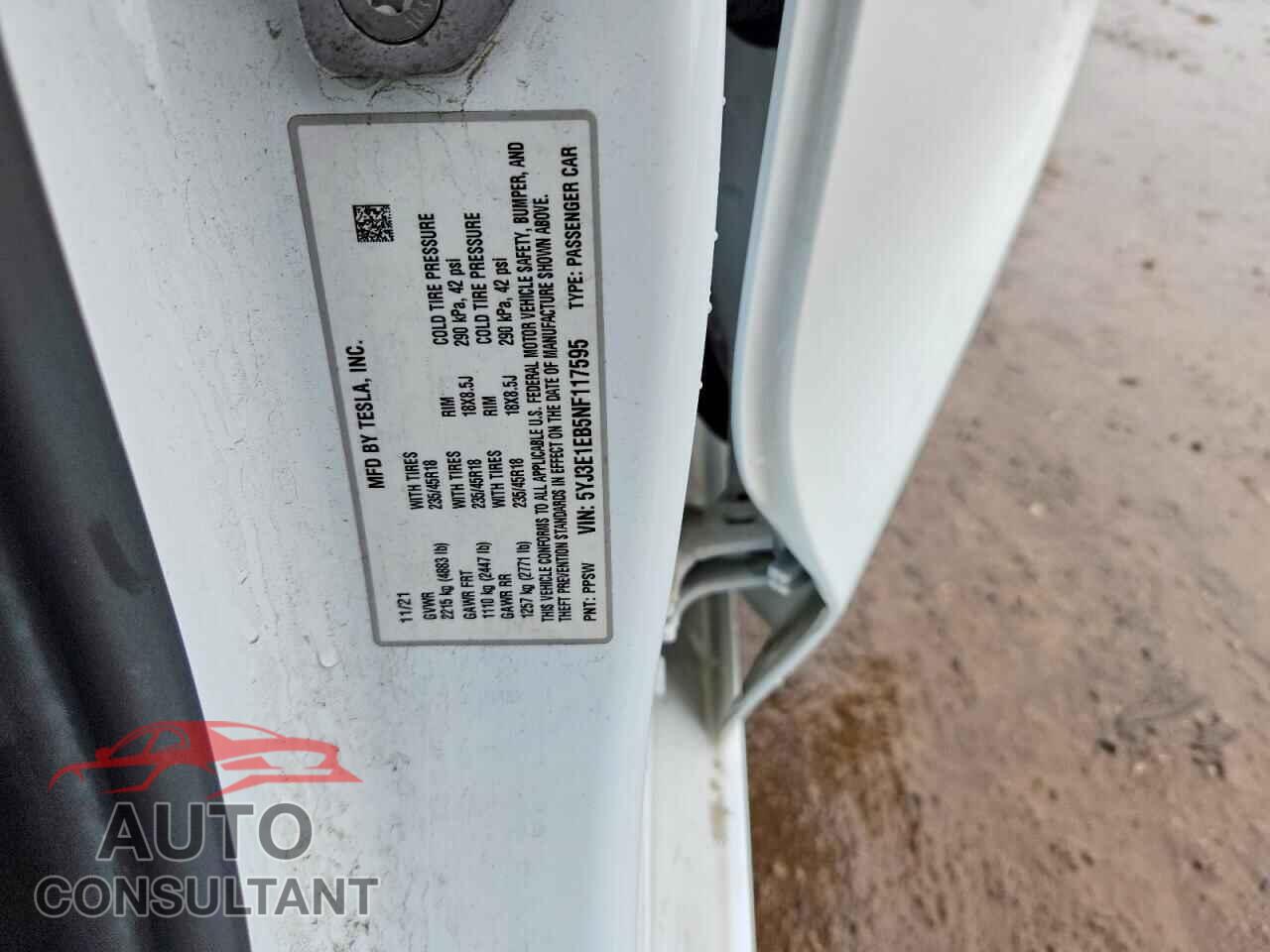TESLA MODEL 3 2022 - 5YJ3E1EB5NF117595