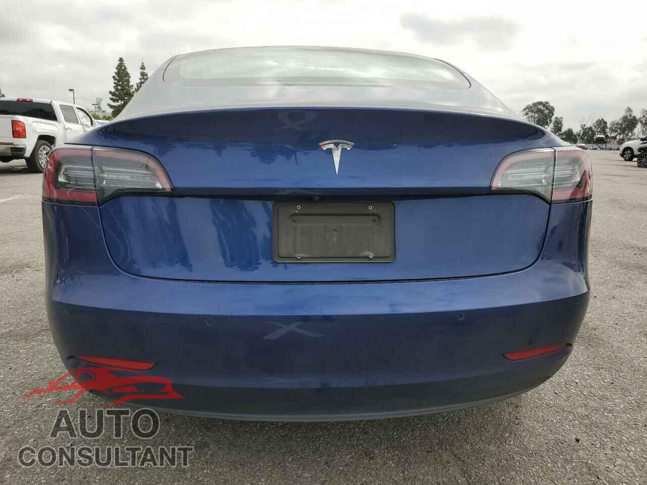 TESLA MODEL 3 2019 - 5YJ3E1EA2KF509744