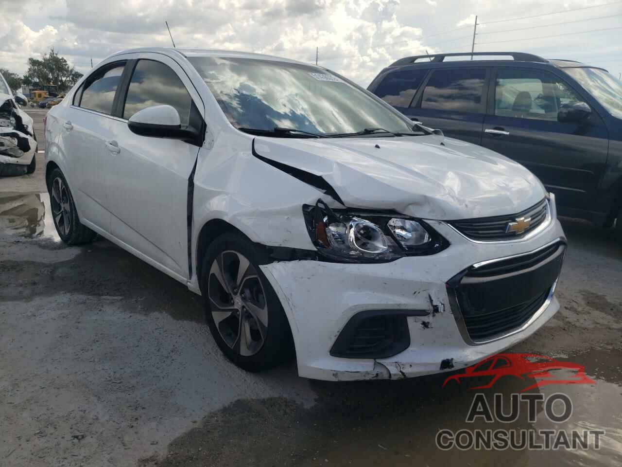 CHEVROLET SONIC 2017 - 1G1JF5SB1H4146547