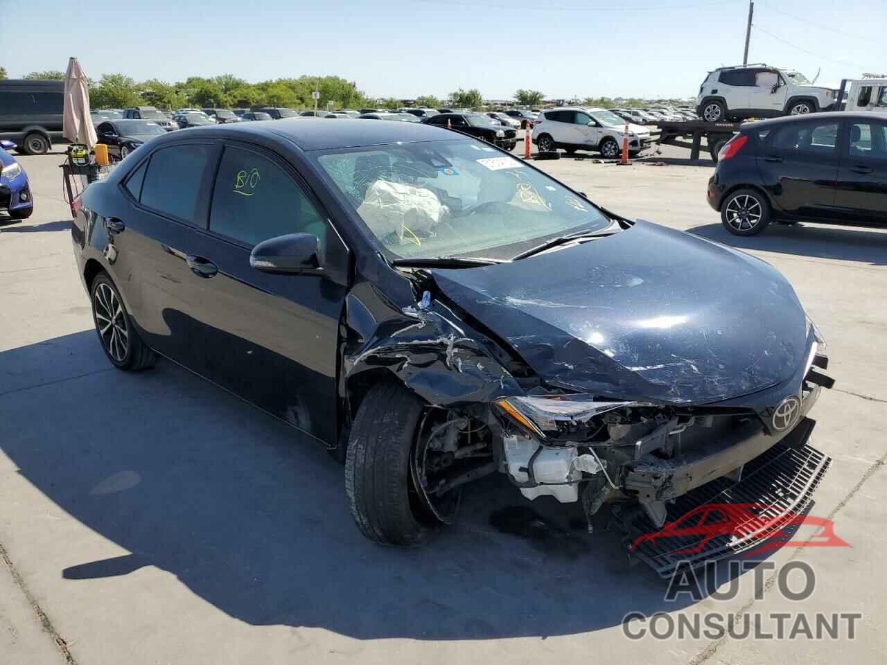TOYOTA COROLLA 2018 - 5YFBURHE0JP784804