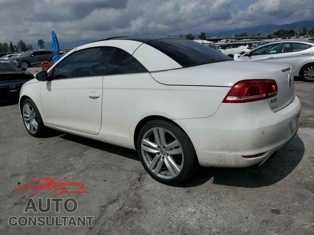 VOLKSWAGEN EOS 2013 - WVWFW8AH3DV000644