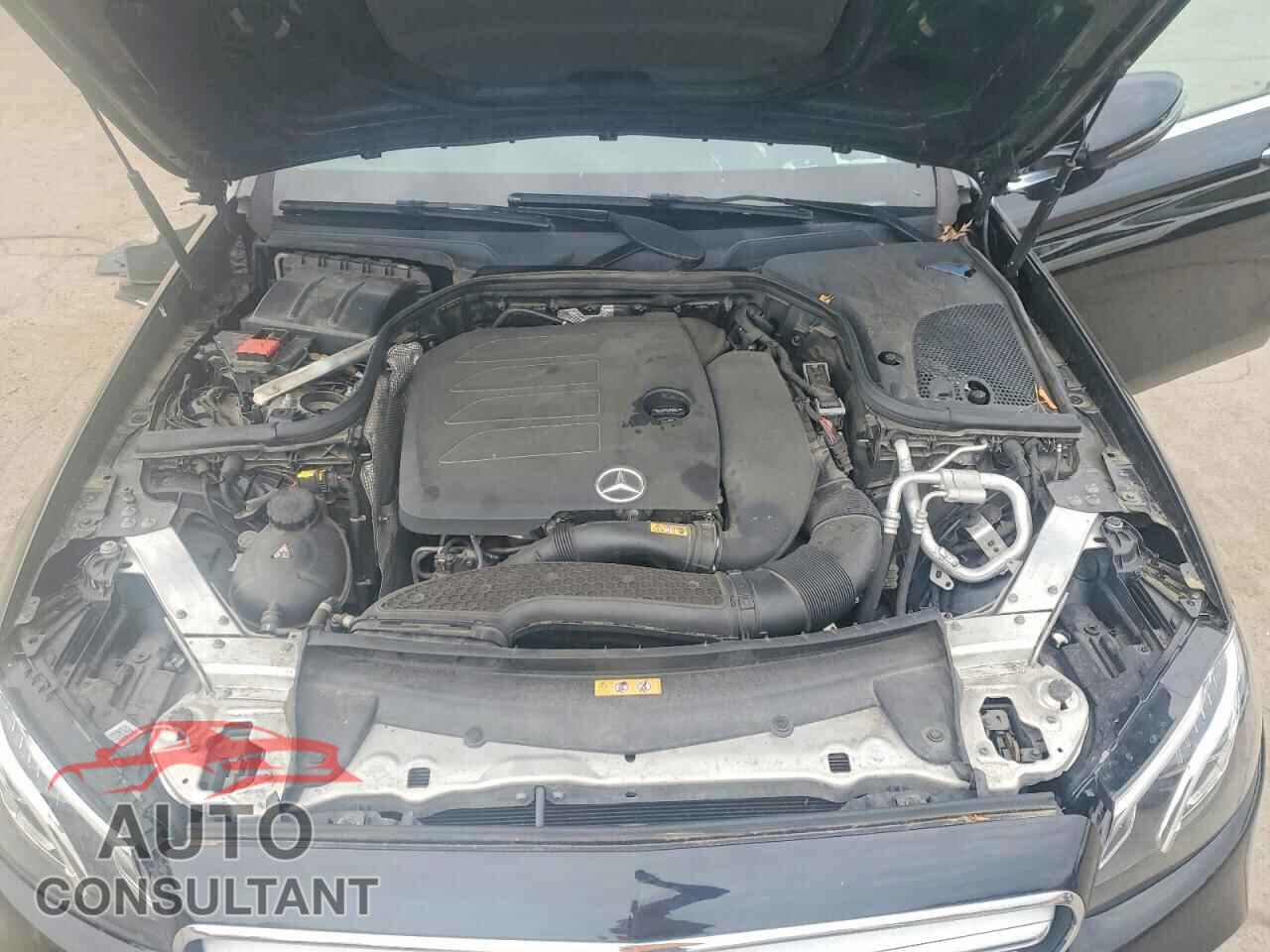 MERCEDES-BENZ E-CLASS 2020 - W1KZF8DB2LA827311