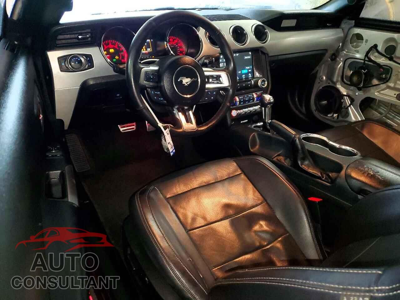 FORD MUSTANG 2017 - 1FA6P8TH8H5227432