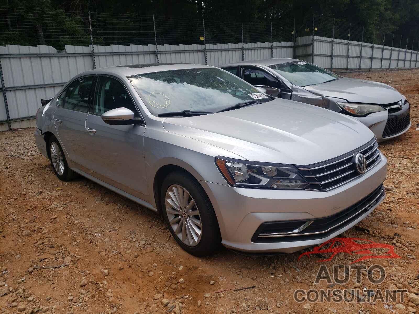 VOLKSWAGEN PASSAT 2017 - 1VWBT7A32HC051248