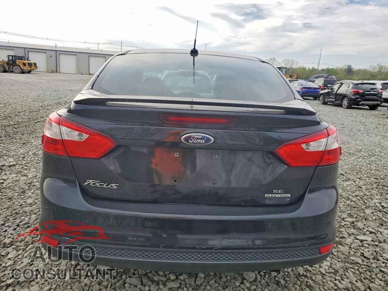 FORD FOCUS 2014 - 1FADP3F29EL232180
