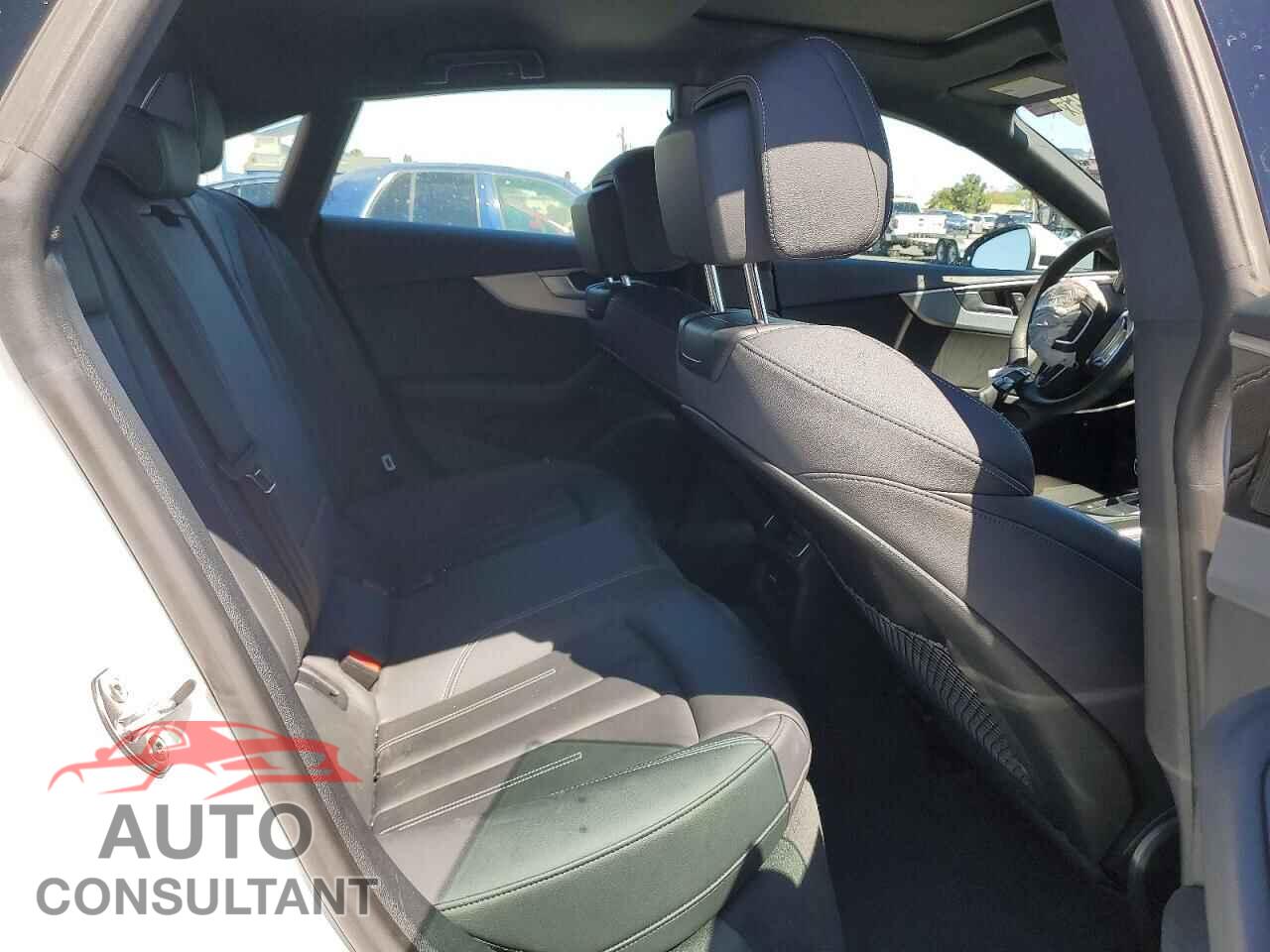AUDI A5 2025 - WAUDACF59SA006151