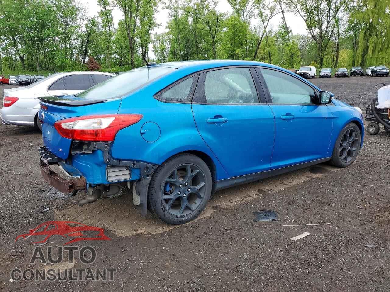 FORD FOCUS 2014 - 1FADP3F2XEL101520