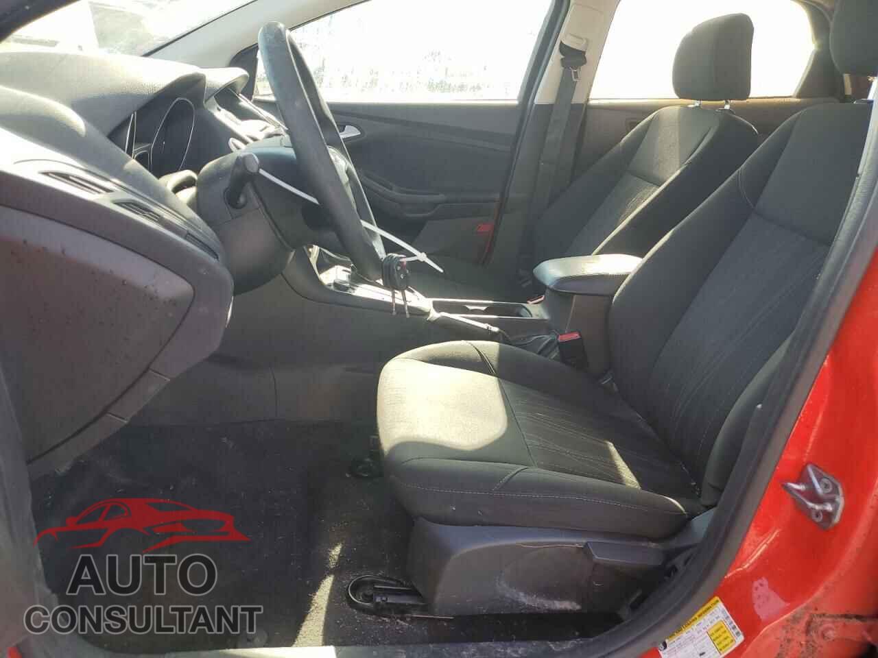 FORD FOCUS 2017 - 1FADP3FE7HL303679