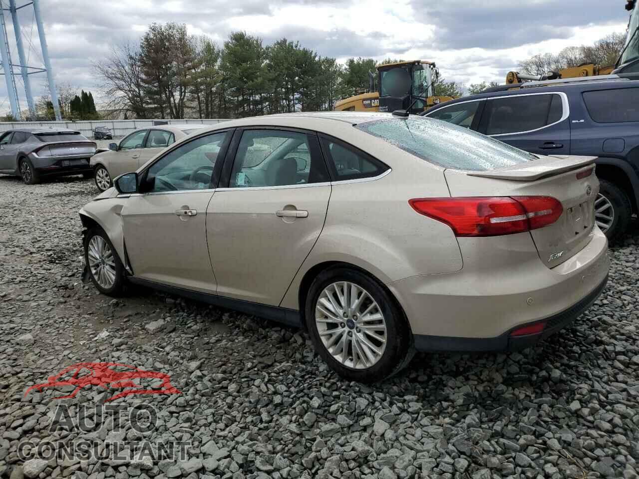 FORD FOCUS 2018 - 1FADP3J23JL298516