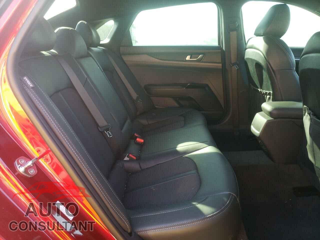 KIA K5 2022 - 5XXG64J25NG103473