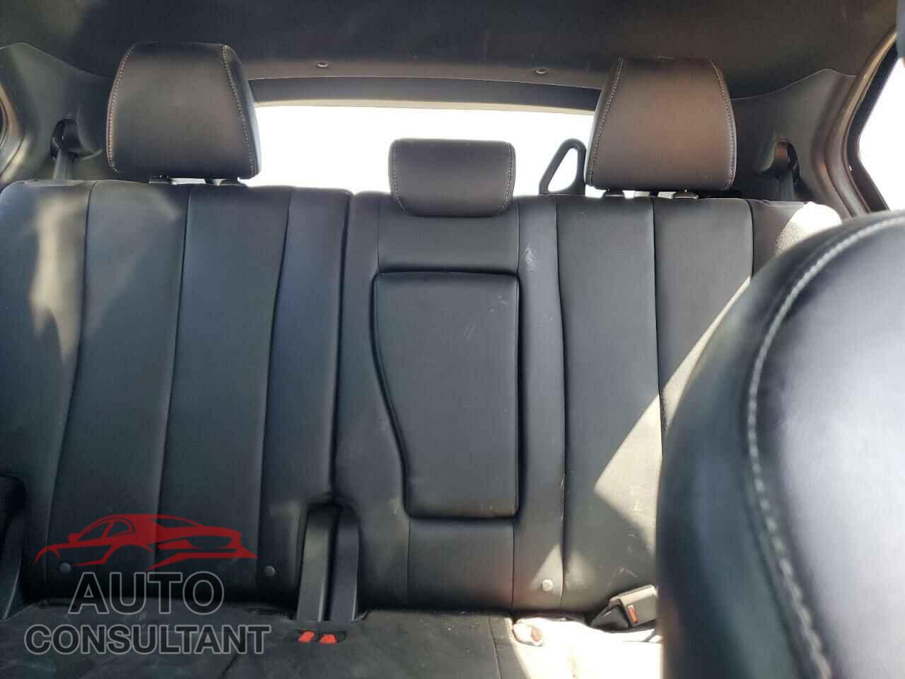 MITSUBISHI ECLIPSE 2023 - JA4ATWAA7PZ005492