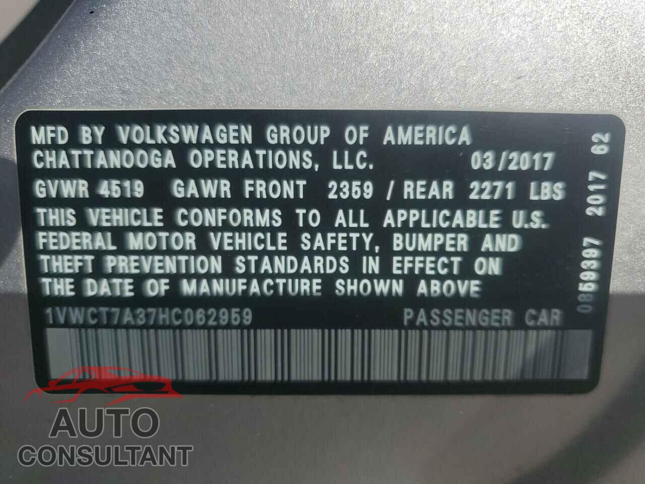 VOLKSWAGEN PASSAT 2017 - 1VWCT7A37HC062959
