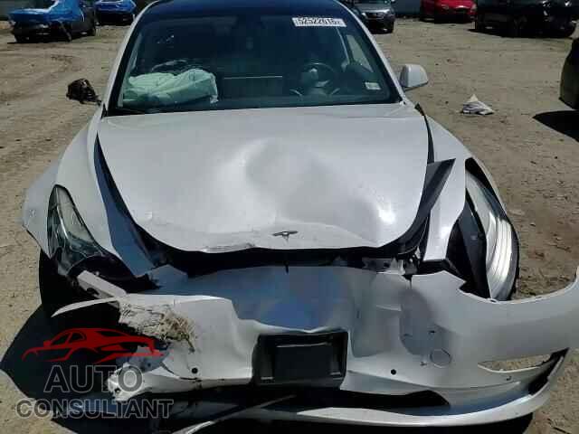 TESLA MODEL 3 2020 - 5YJ3E1EAXLF659635