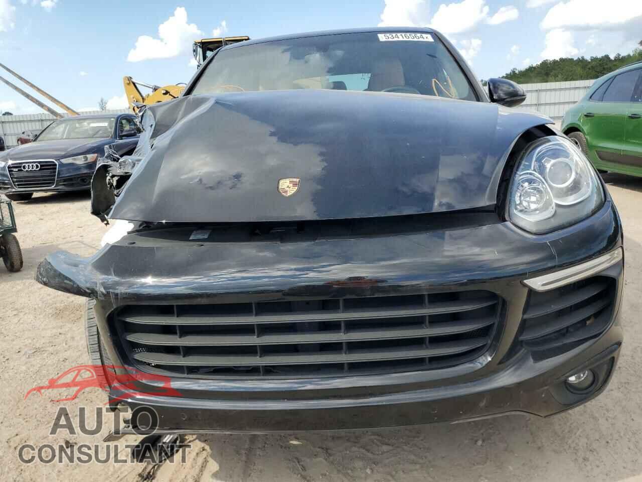PORSCHE CAYENNE 2018 - WP1AA2A22JKA06545