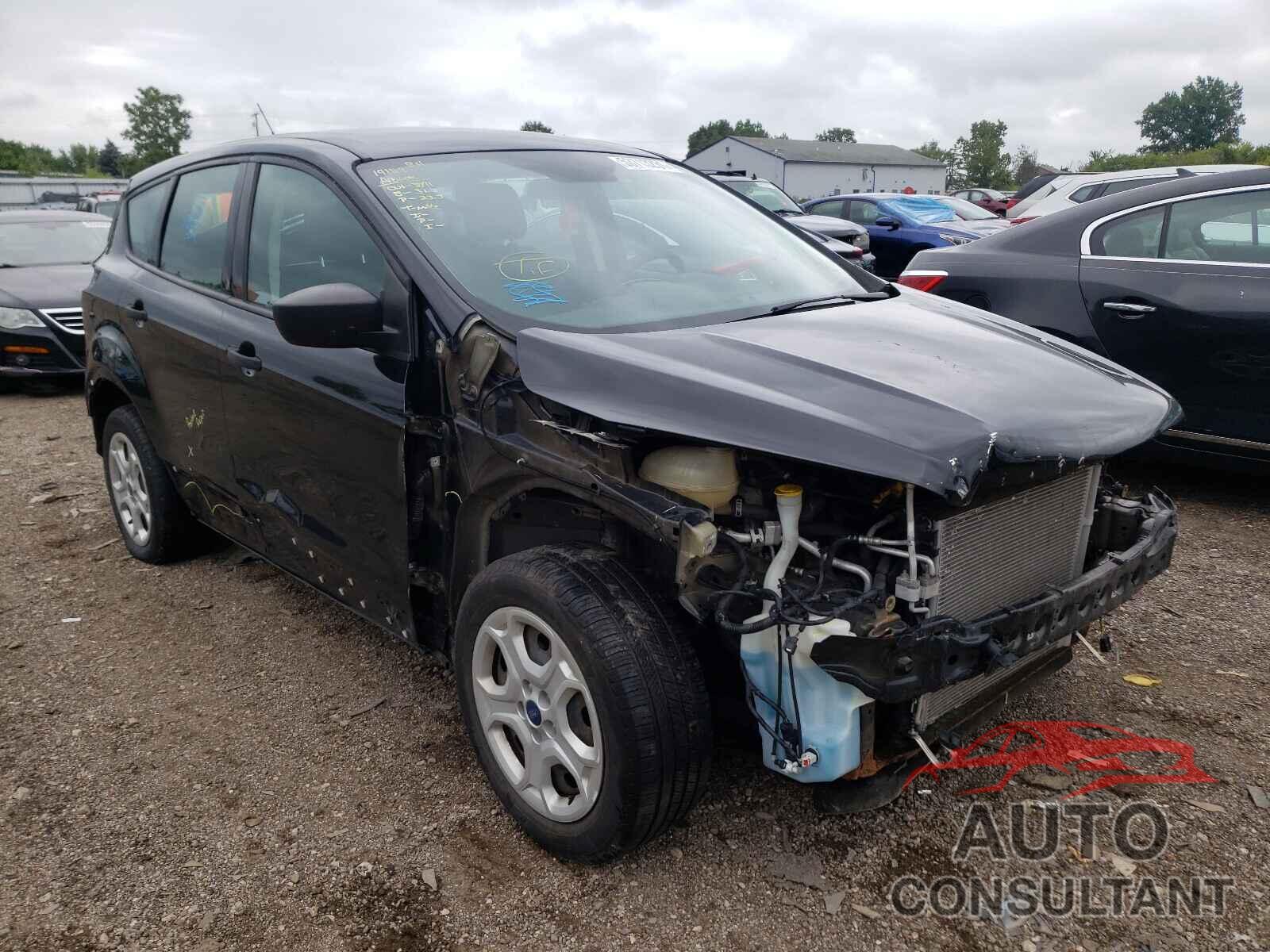 FORD ESCAPE 2017 - 1FMCU0F7XHUB00029