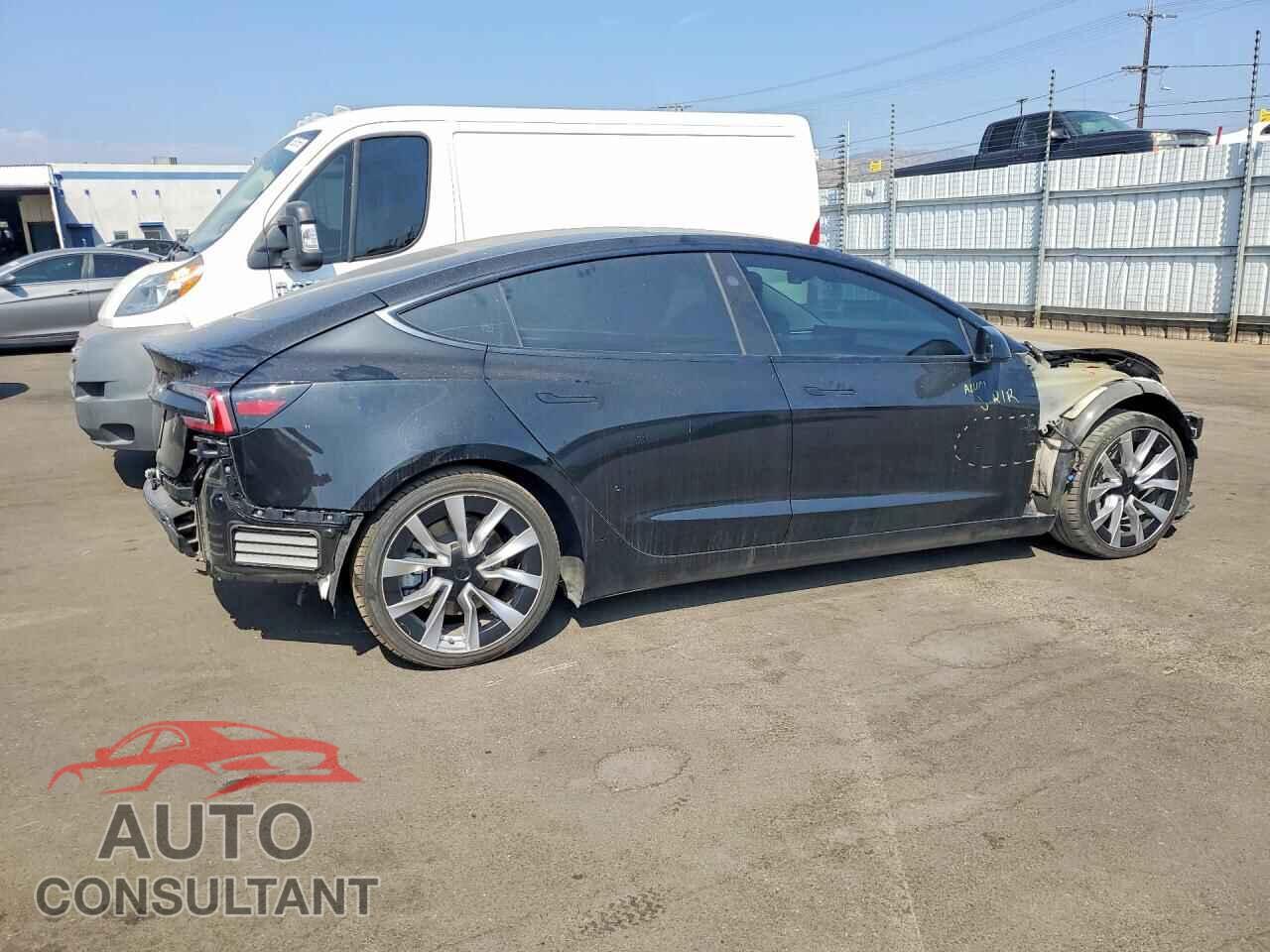 TESLA MODEL 3 2024 - 5YJ3E1EA2RF752125