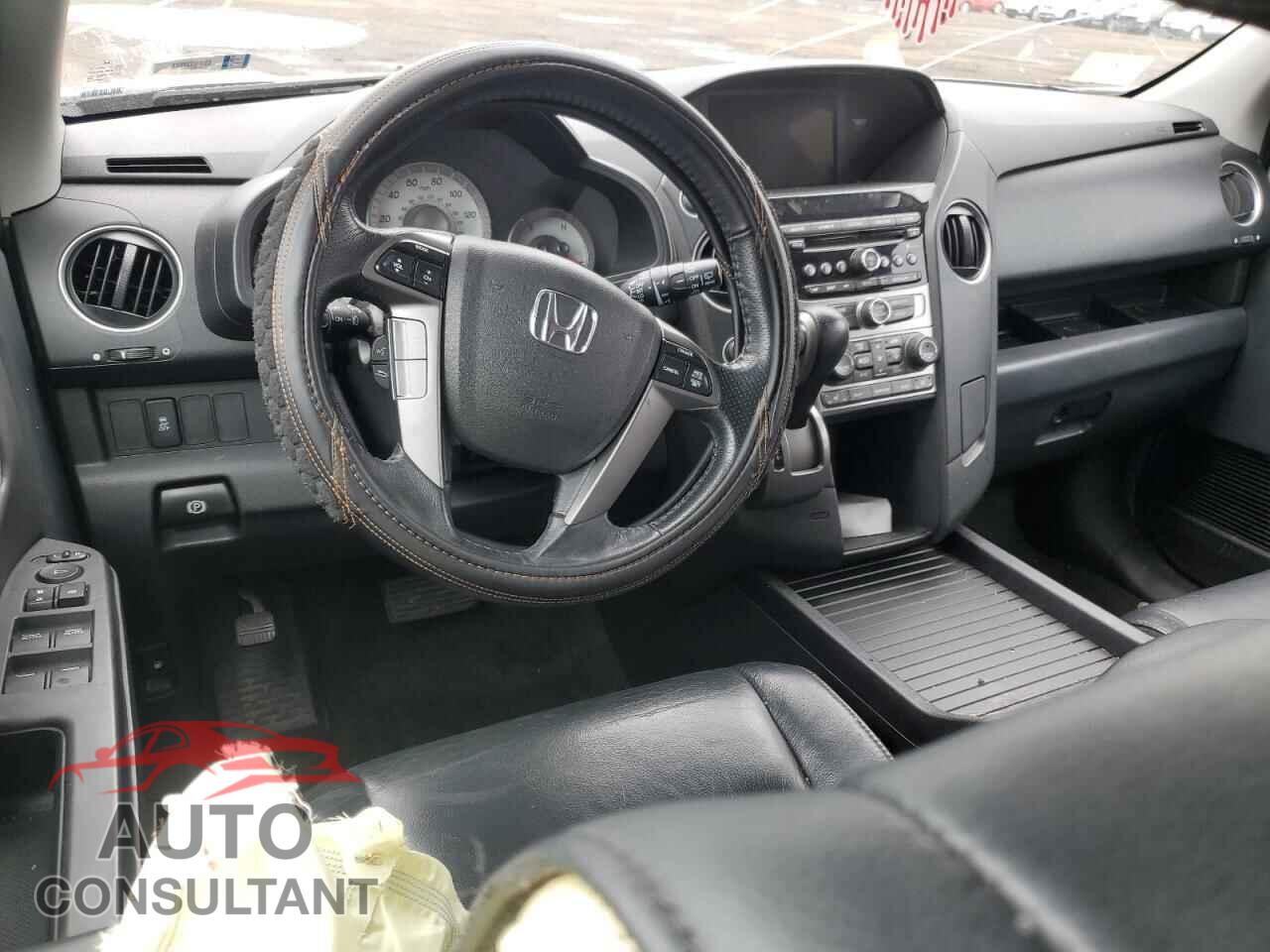 HONDA PILOT 2014 - 5FNYF4H58EB010616