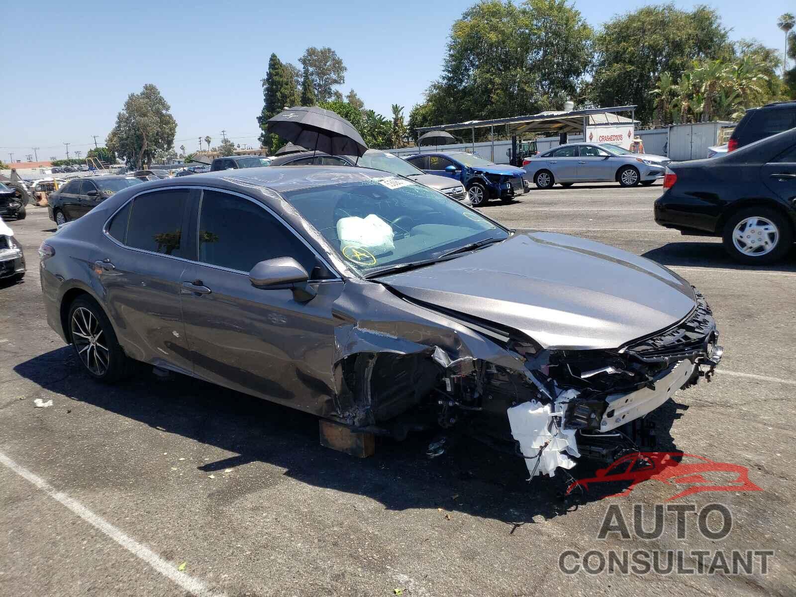 TOYOTA CAMRY 2021 - 4T1G11AK7MU545947