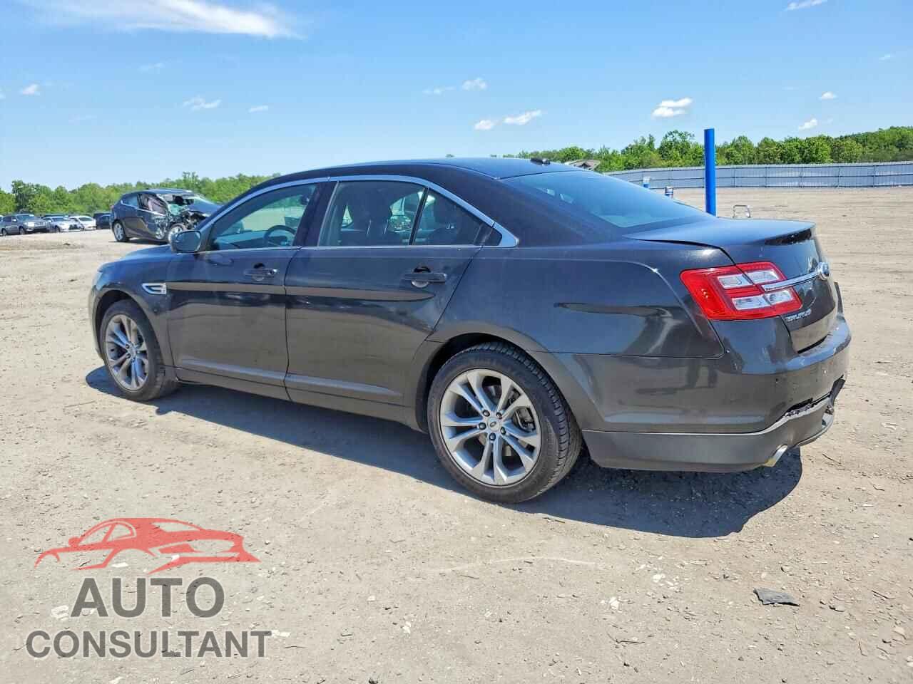 FORD TAURUS 2013 - 1FAHP2E88DG233359