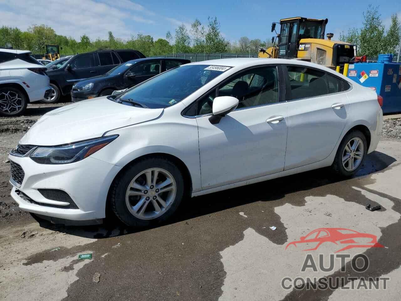 CHEVROLET CRUZE 2018 - 1G1BE5SMXJ7102429