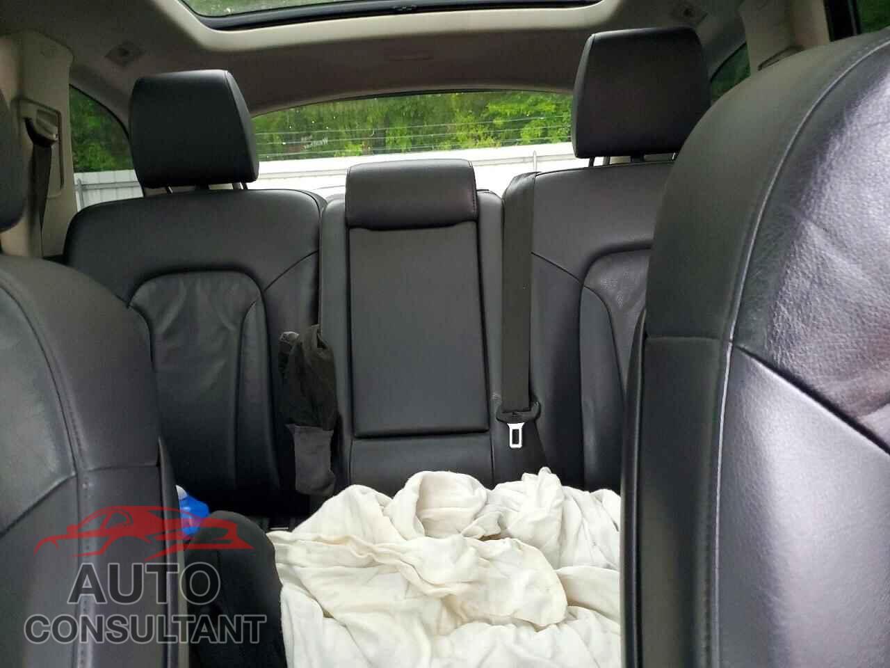 AUDI Q7 2012 - WA1LGAFEXCD010088