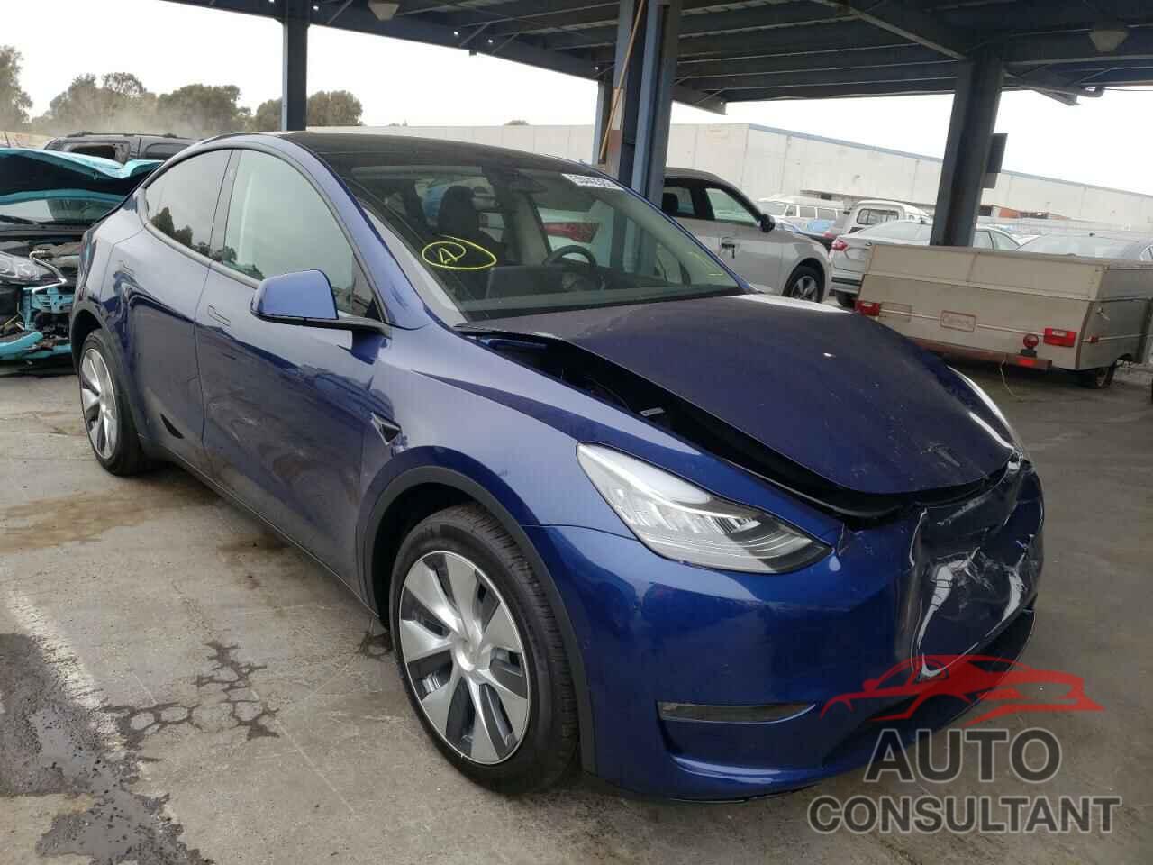 TESLA MODEL Y 2022 - 7SAYGDEE8NF493643