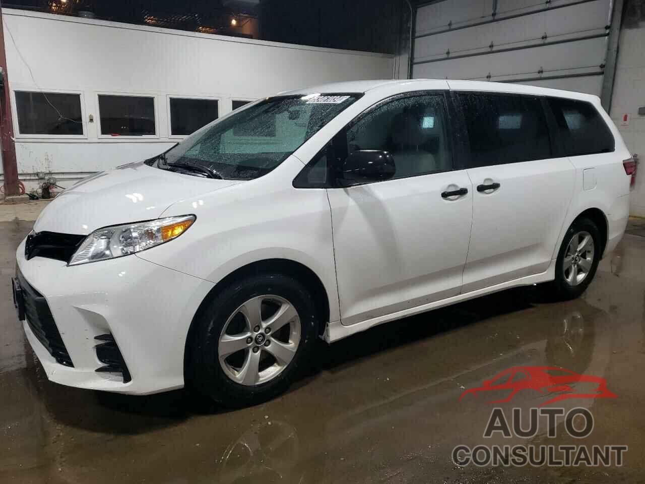 TOYOTA SIENNA 2018 - 5TDZZ3DC3JS909674