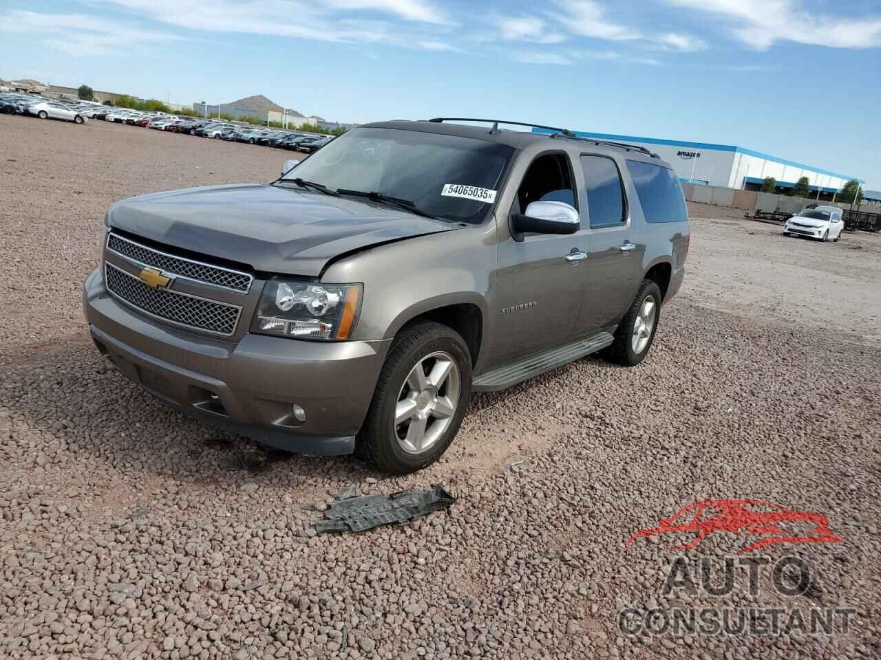CHEVROLET SUBURBAN 2013 - 1GNSCHE02DR178623