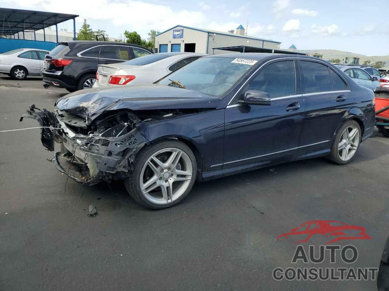 MERCEDES-BENZ C-CLASS 2011 - WDDGF5EB5BR159542