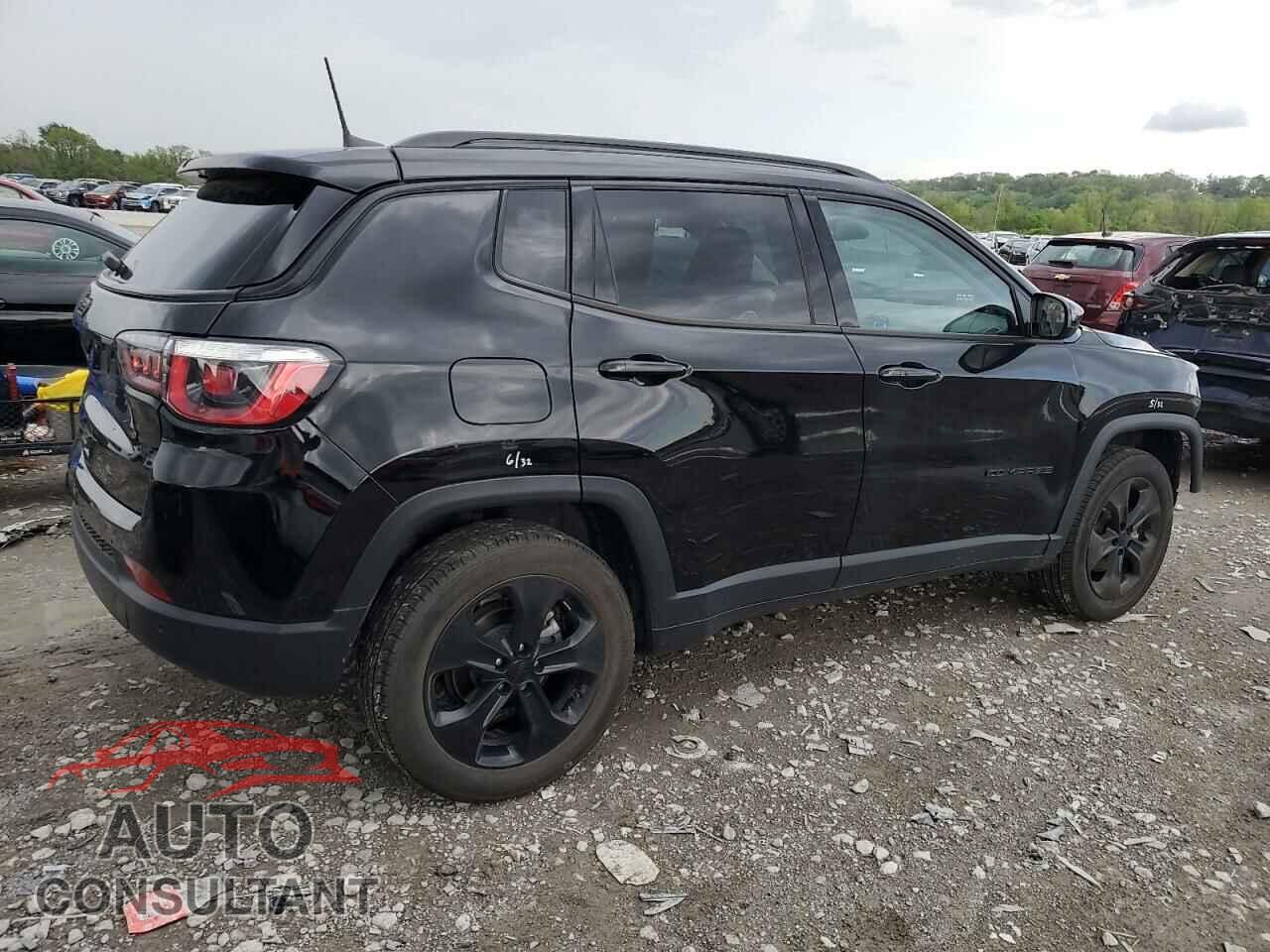 JEEP COMPASS 2018 - 3C4NJDBB2JT395442