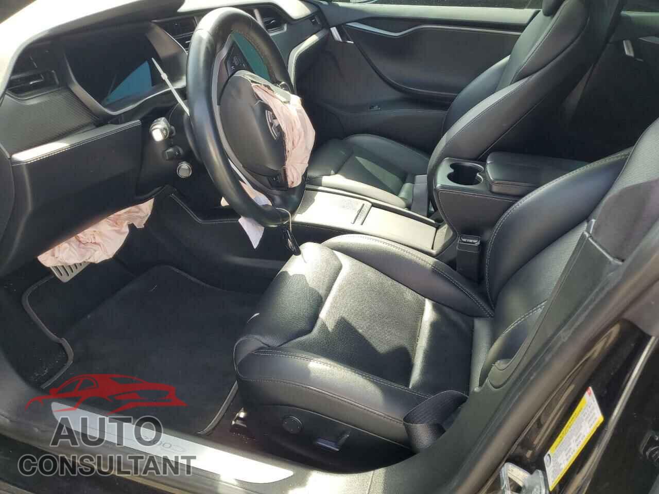 TESLA MODEL S 2018 - 5YJSA1E44JF272156