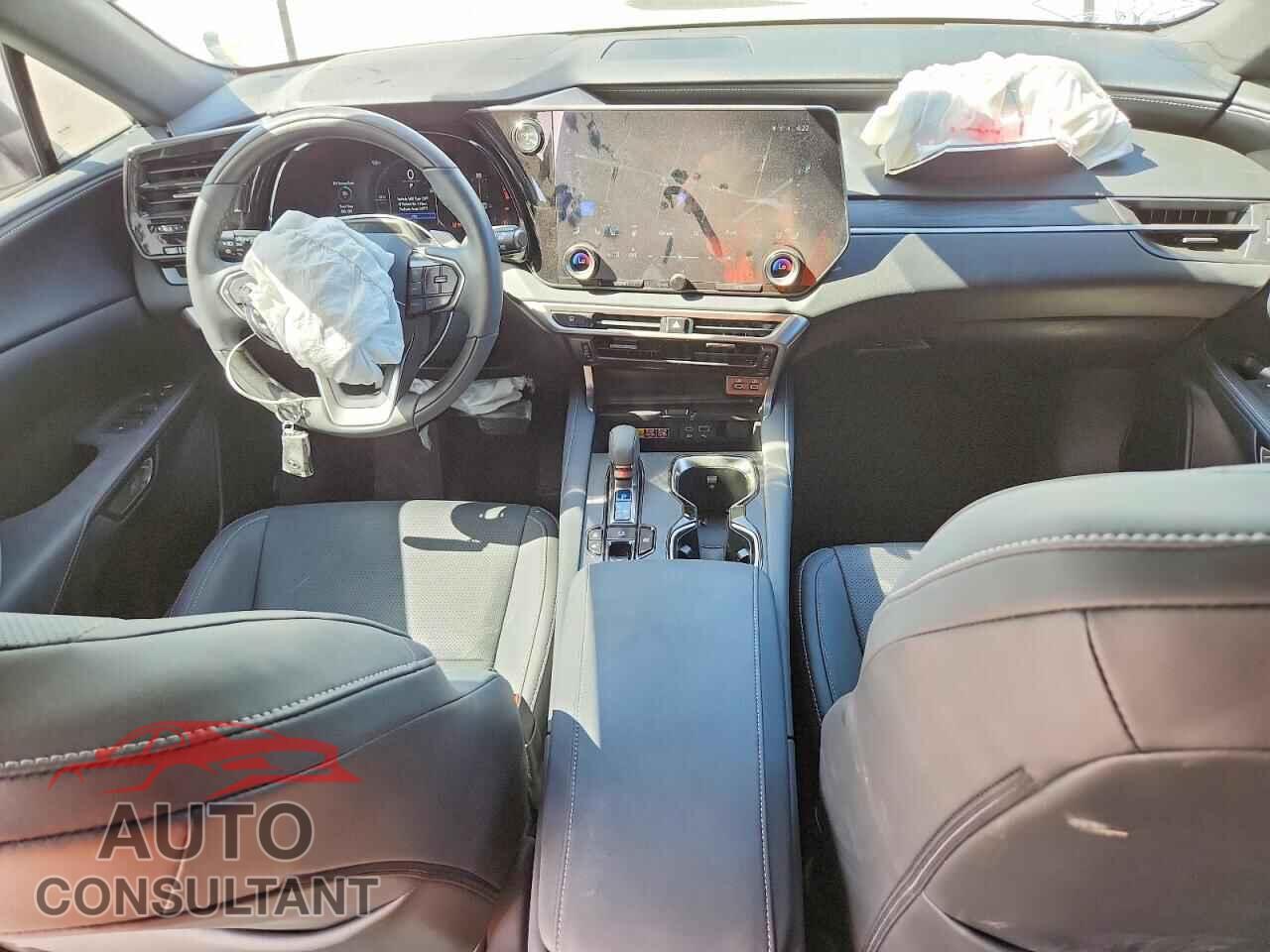 LEXUS UNKNOWN 2025 - 2T2BBMCA0SC097946