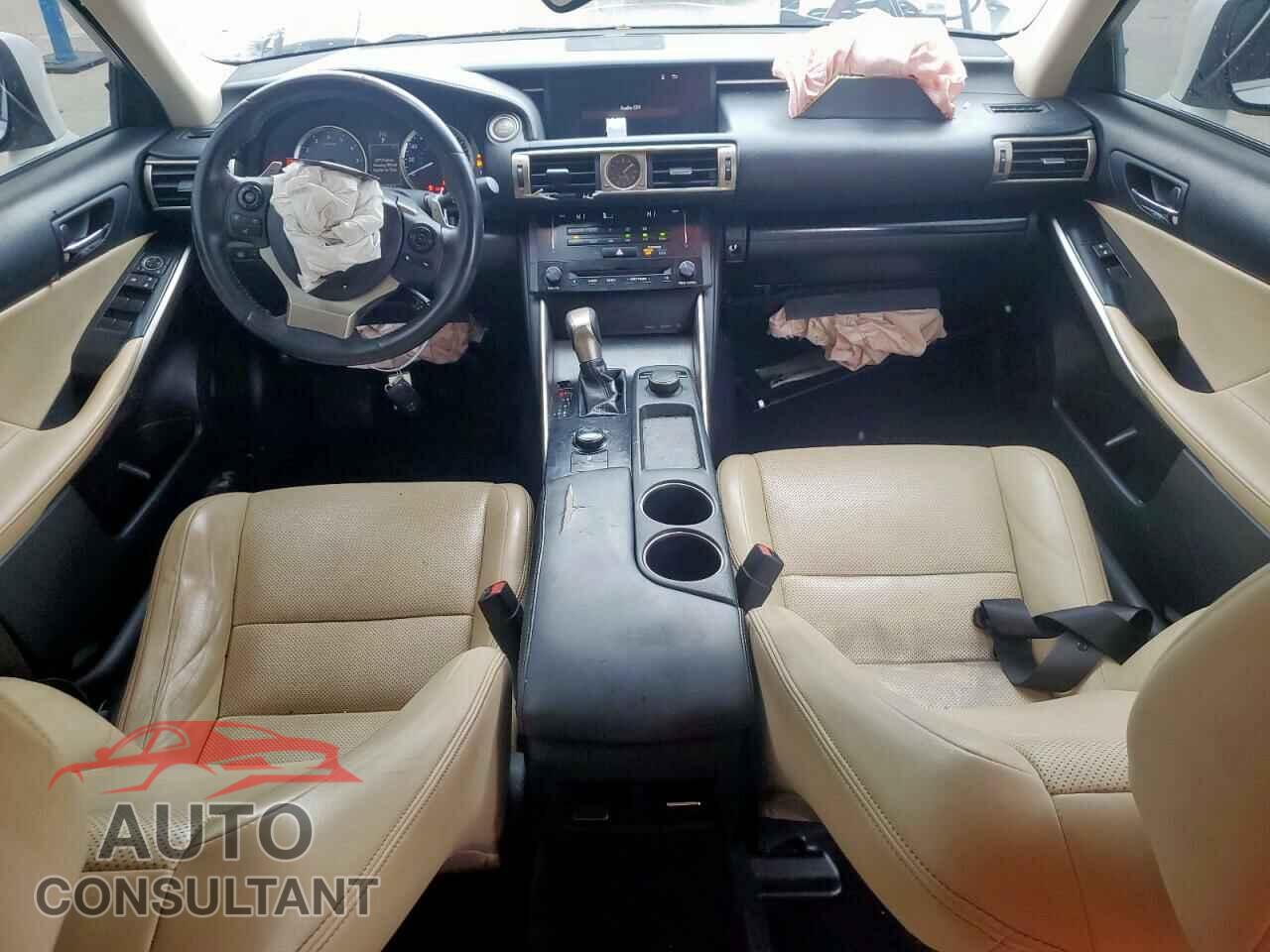 LEXUS IS 2014 - JTHBF1D24E5034203