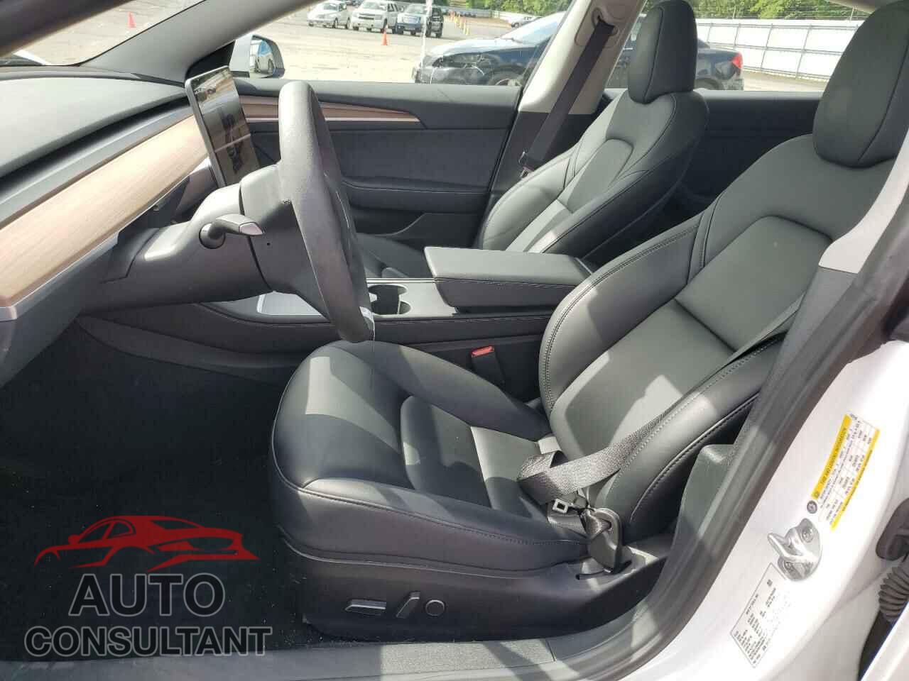TESLA MODEL 3 2023 - 5YJ3E1EB1PF603100