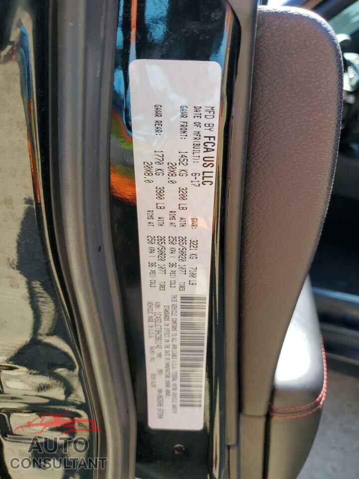 DODGE DURANGO 2017 - 1C4SDJCT8HC961142