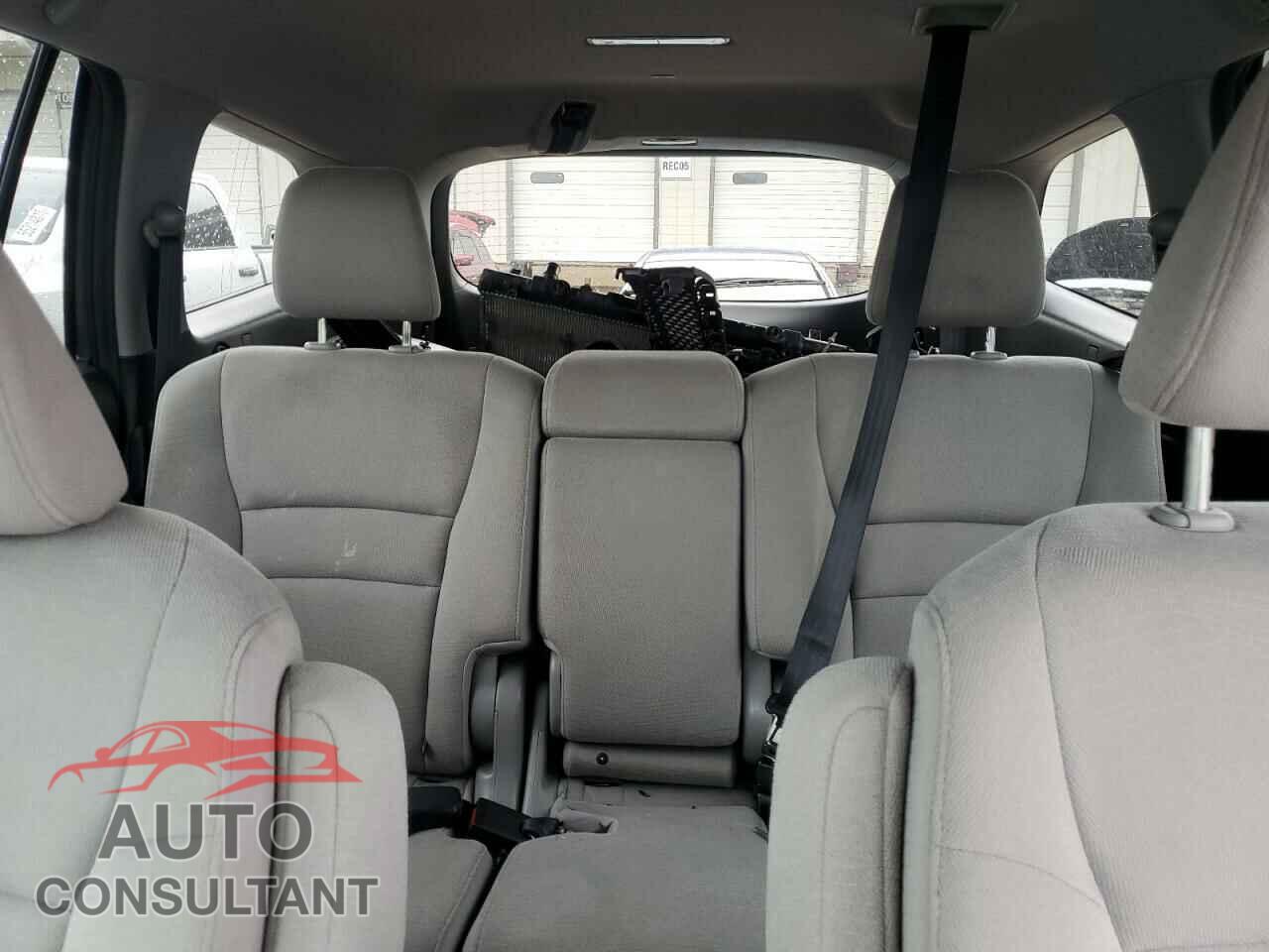 HONDA PILOT 2017 - 5FNYF5H37HB035175