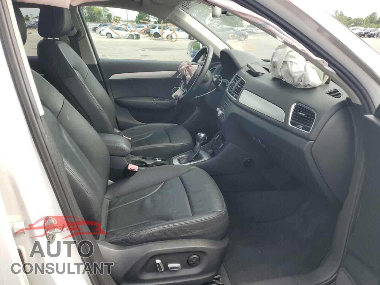 AUDI Q3 2016 - WA1BFCFS9GR006896