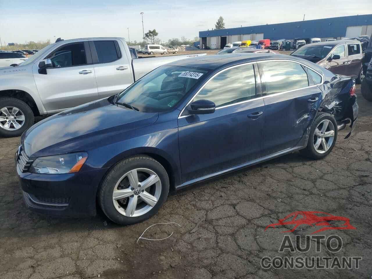 VOLKSWAGEN PASSAT 2013 - 1VWBH7A36DC019074