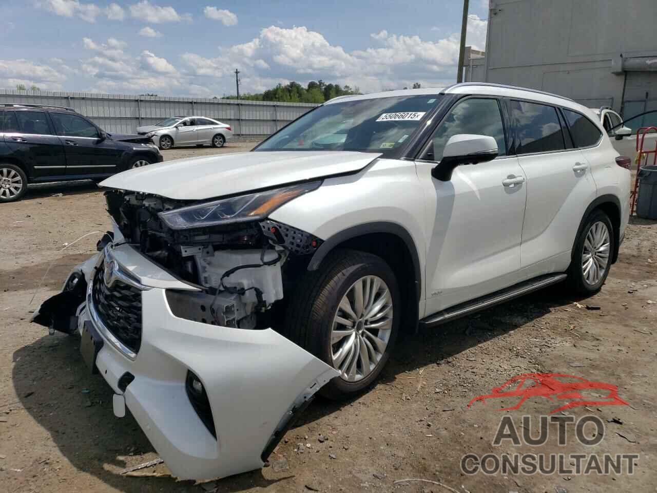 TOYOTA HIGHLANDER 2024 - 5TDEBRCH0RS639298