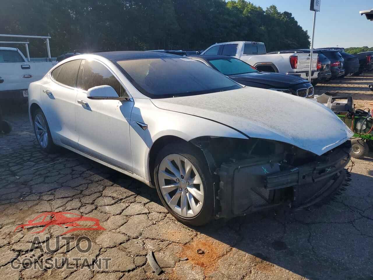 TESLA MODEL S 2018 - 5YJSA1E23JF243911