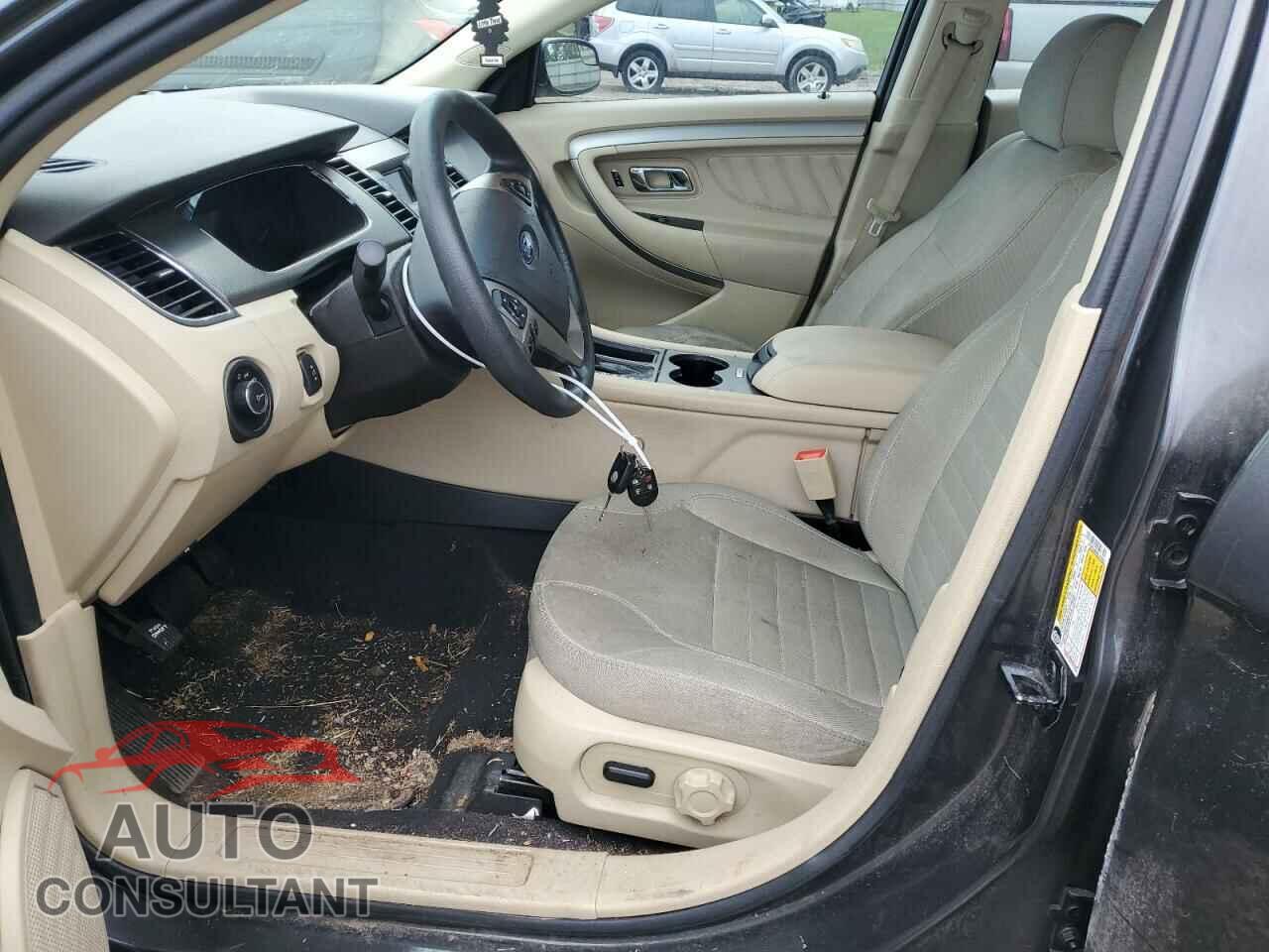 FORD TAURUS 2019 - 1FAHP2D86KG100968