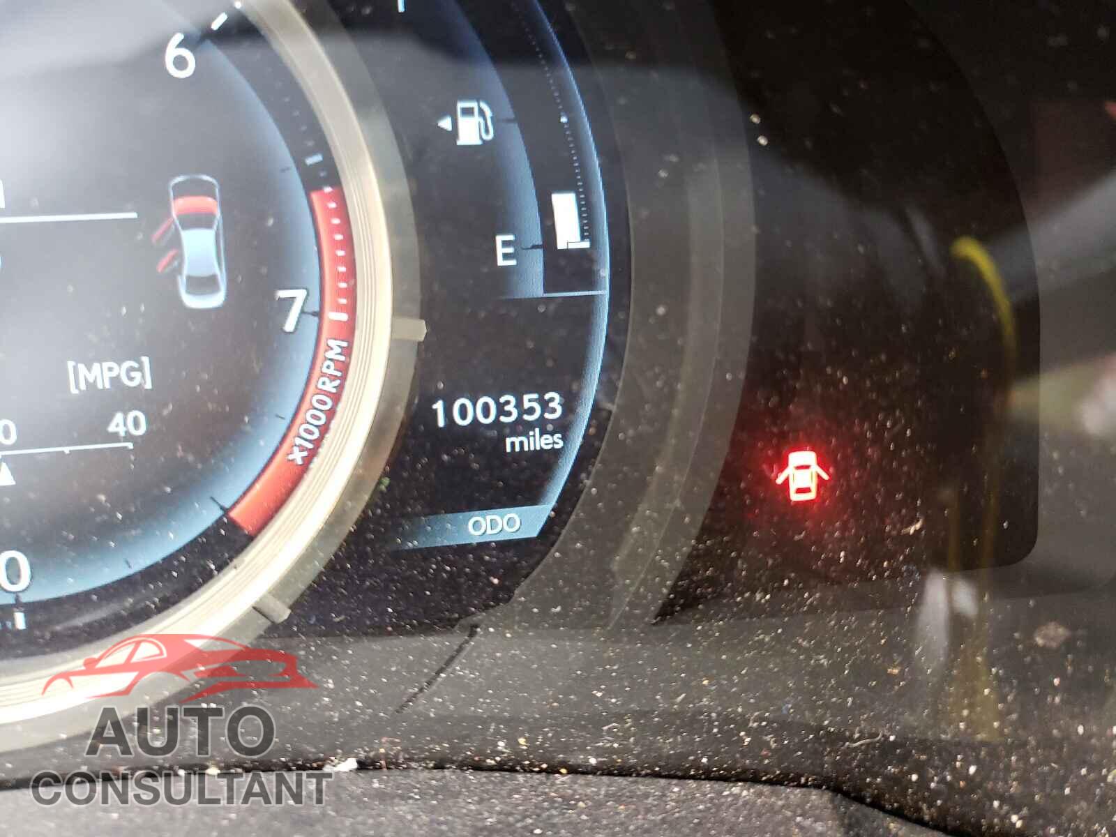 LEXUS IS 2014 - JTHBE1D20E5011603