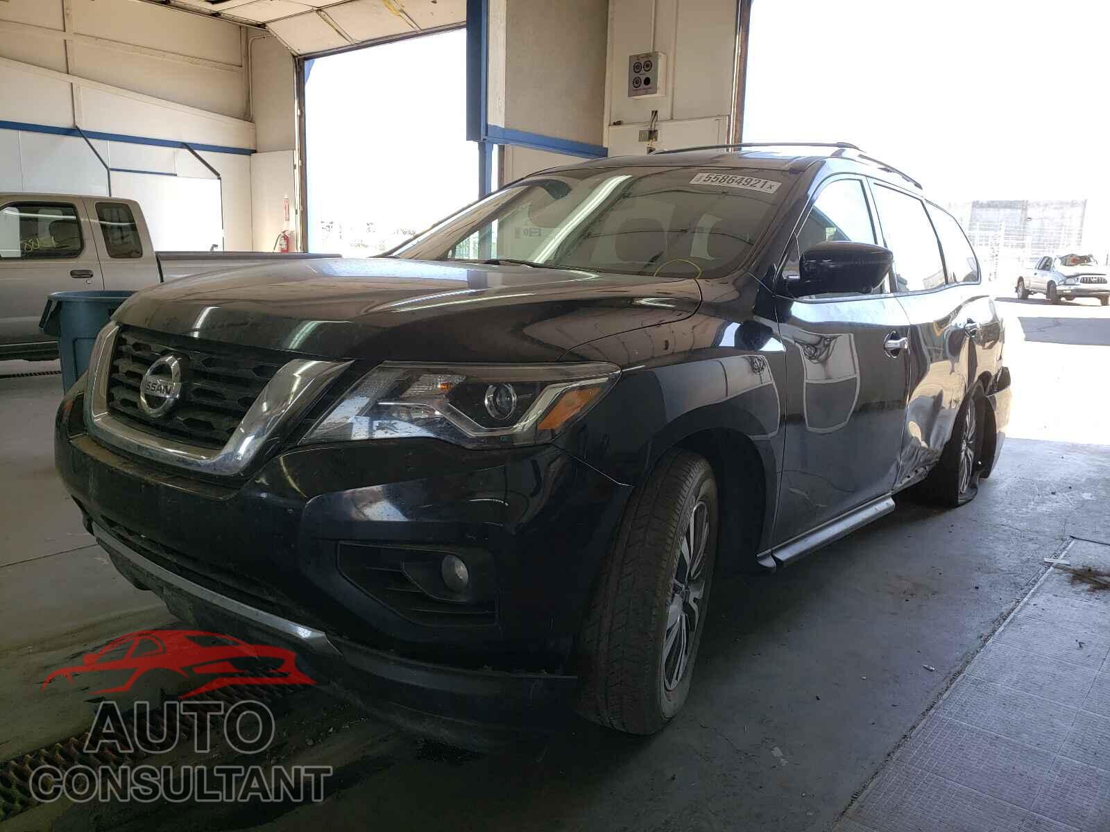 NISSAN PATHFINDER 2017 - 5N1DR2MM3HC635851