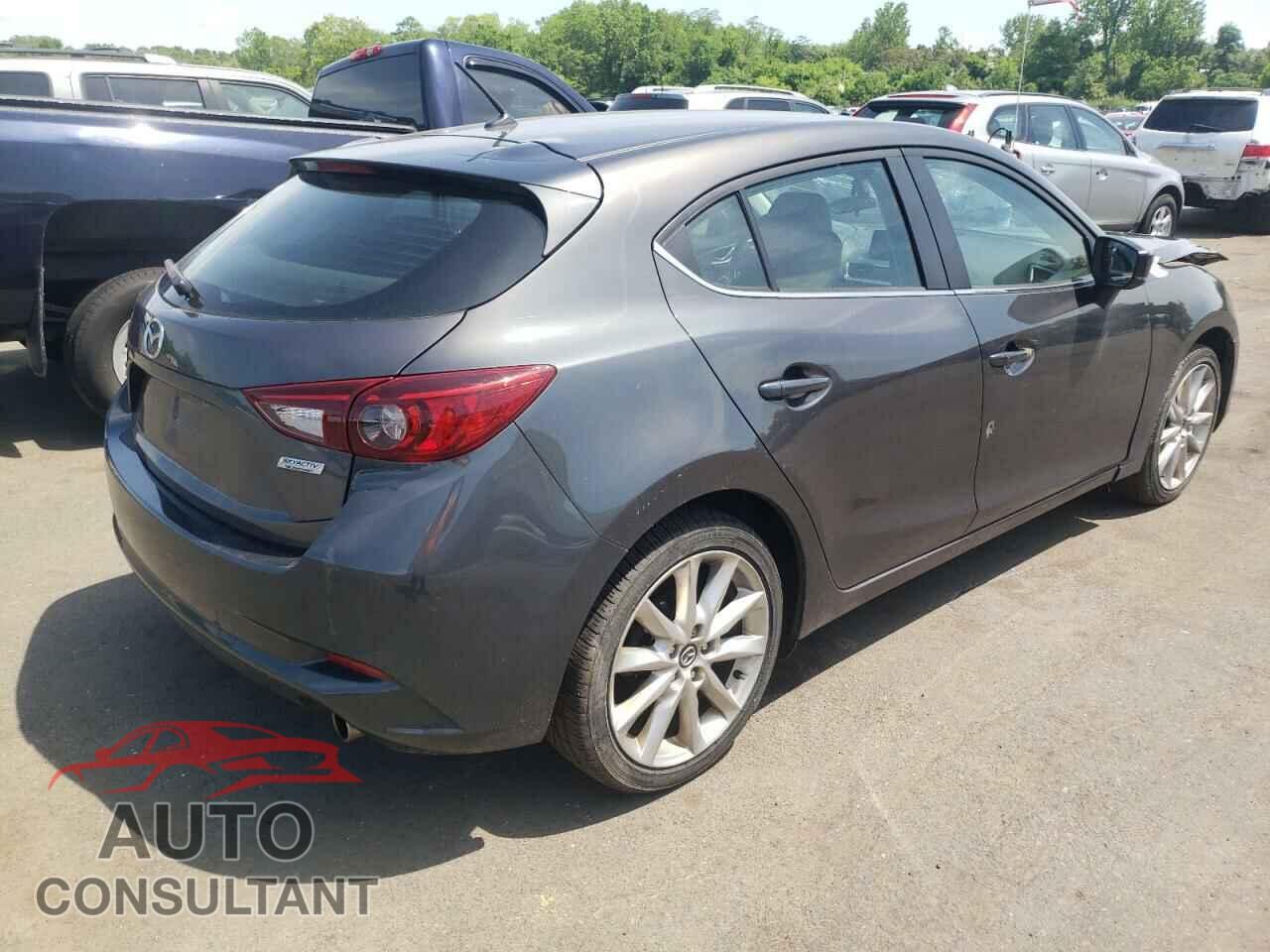 MAZDA 3 2017 - 3MZBN1L71HM118010
