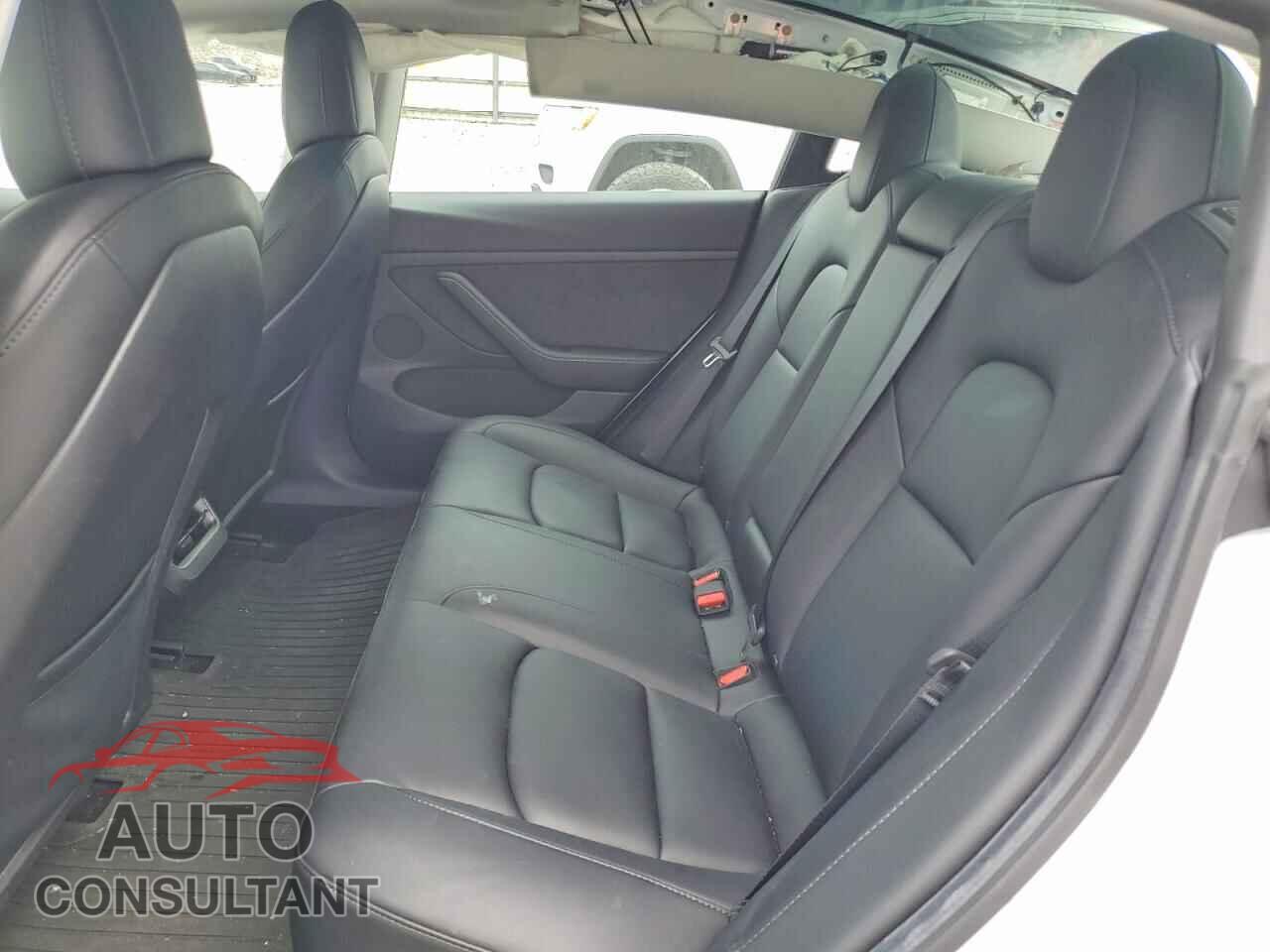 TESLA MODEL 3 2022 - 5YJ3E1EB4NF123159