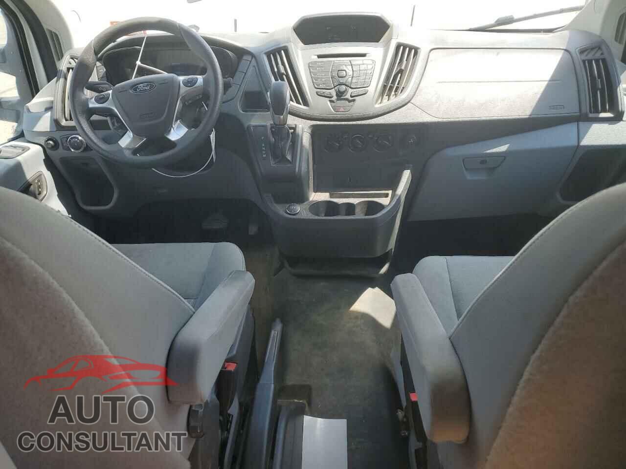 FORD TRANSIT 2019 - 1FTYR2CMXKKB08555