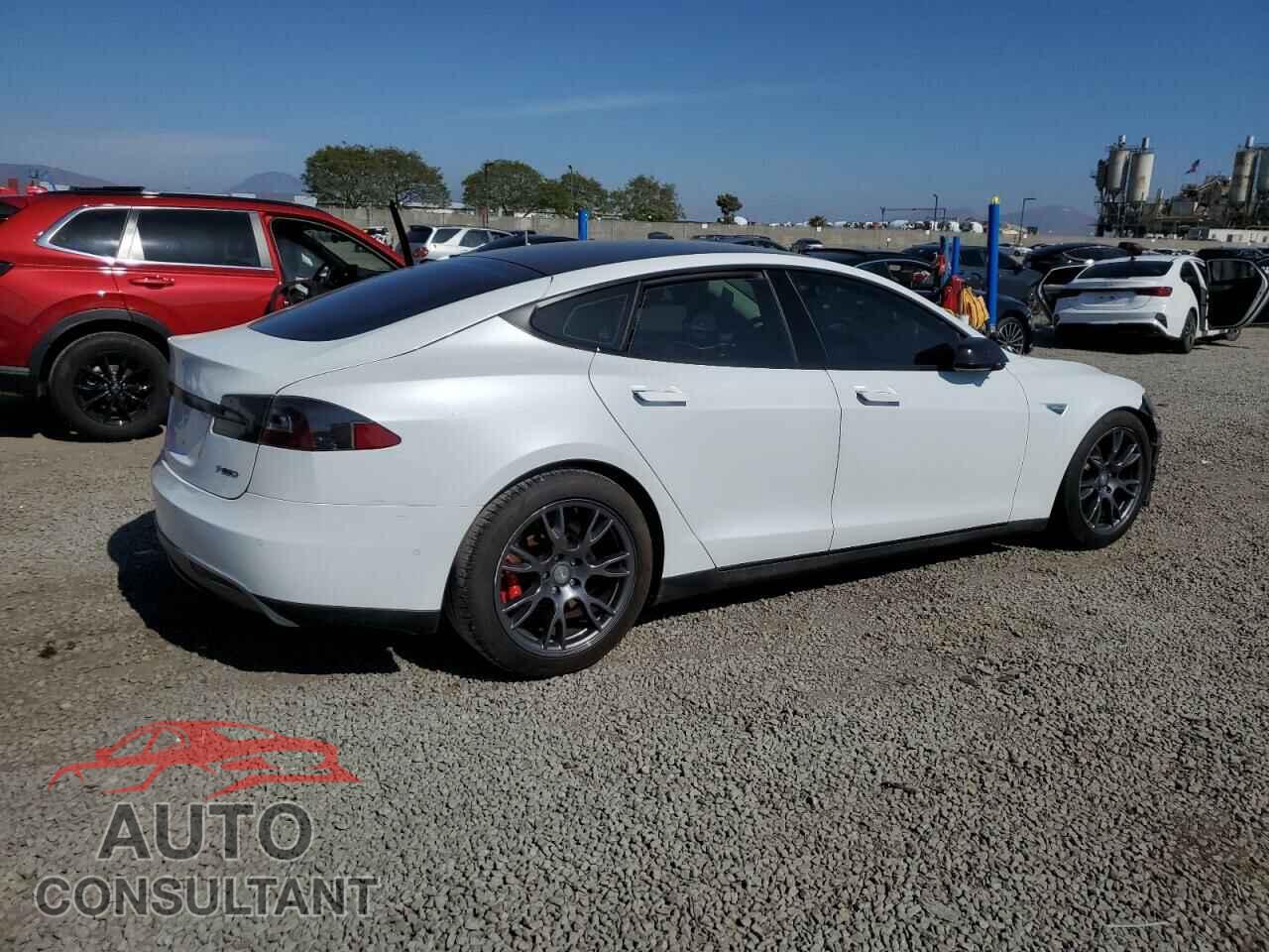 TESLA MODEL S 2014 - 5YJSA1H2XEFP65095